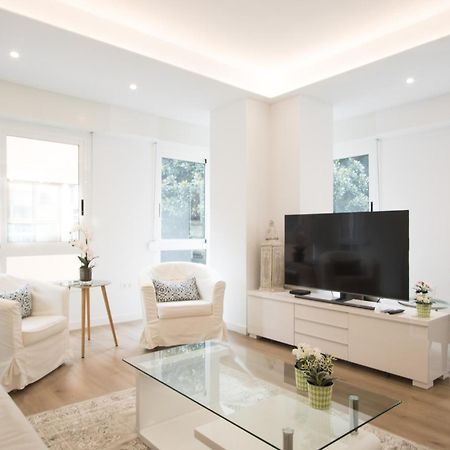 4 Bedroom/3 Baths W/ Ac In Near Beach! Alicante Esterno foto