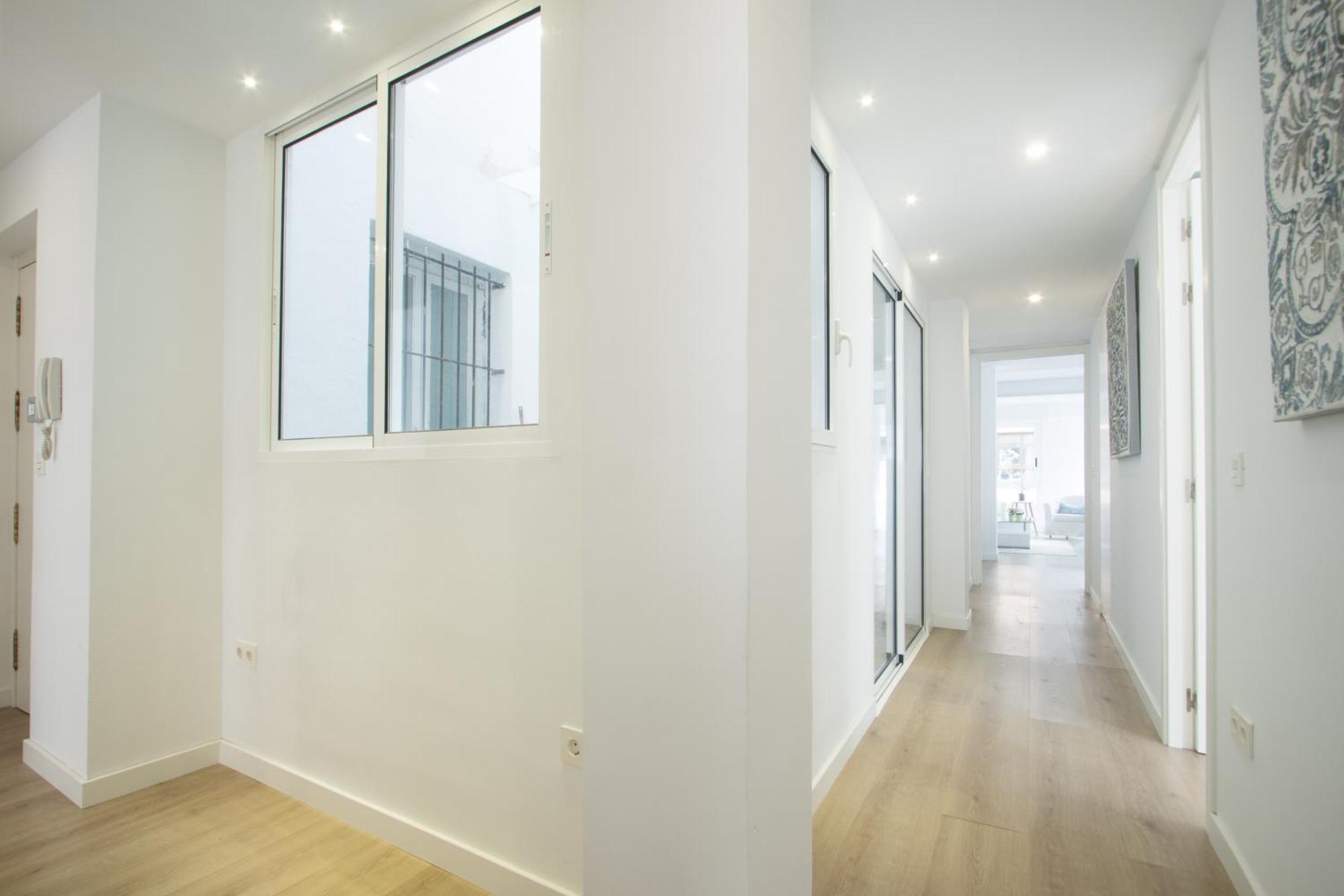 4 Bedroom/3 Baths W/ Ac In Near Beach! Alicante Esterno foto