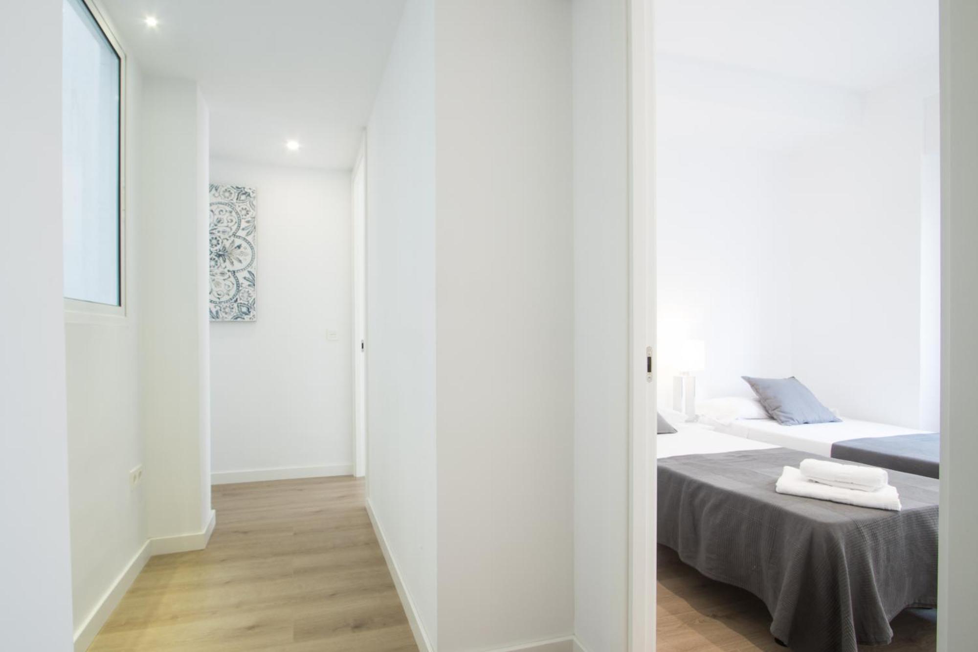 4 Bedroom/3 Baths W/ Ac In Near Beach! Alicante Esterno foto