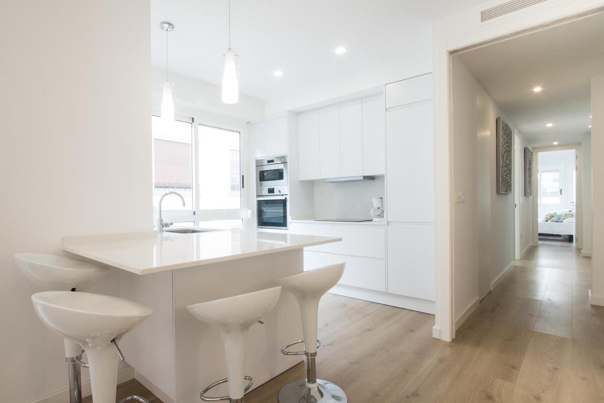 4 Bedroom/3 Baths W/ Ac In Near Beach! Alicante Esterno foto